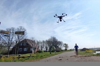 Noord-Hollandse boeren zetten drone in om ganzen te verjagen