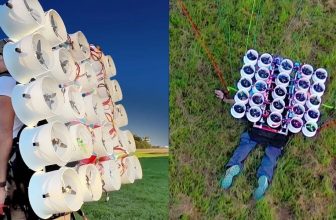 YouTuber bouwt elektrisch aangedreven vliegmachine met 50 dronemotoren en ducttape