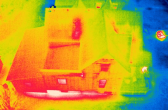 Hoe dakinspecties met thermische drones de sleutel zijn tot de energierevolutie van een stad
