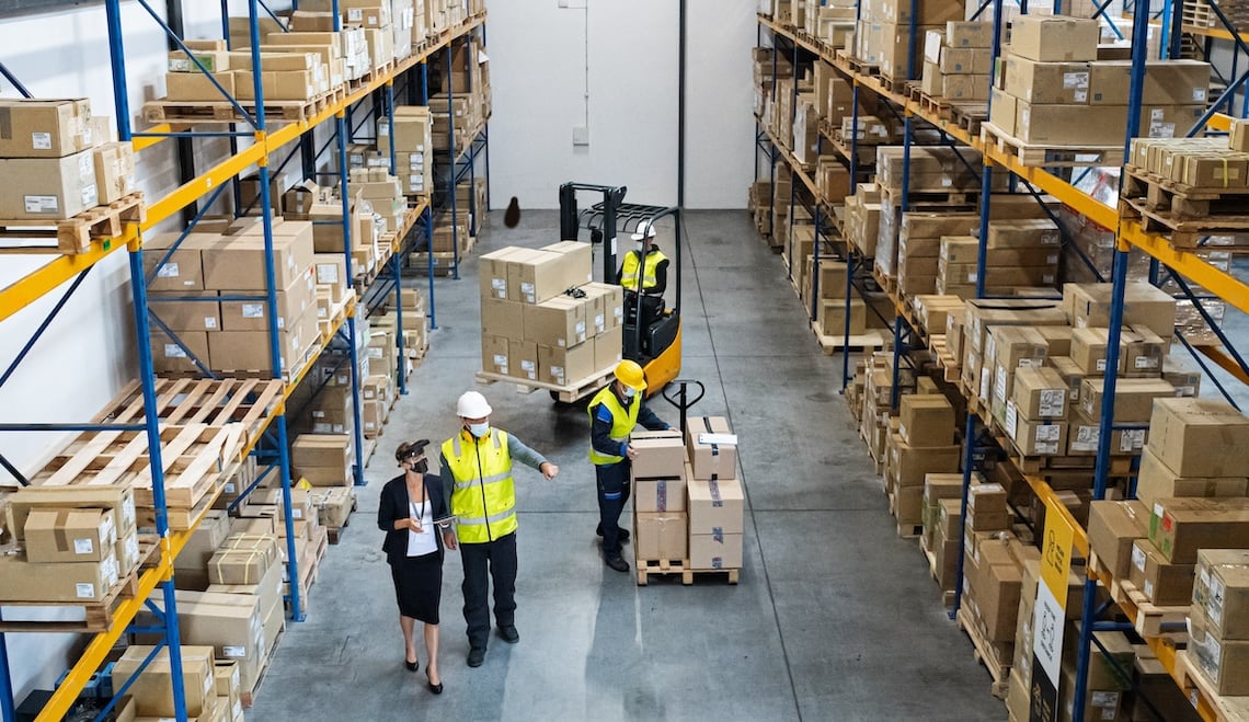 Hoe drones magazijnlogistiek en voorraadcontroles helpen 6 Magazijninspectie met DJI Drone