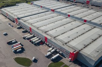 Hoe drones magazijnlogistiek en voorraadcontroles helpen