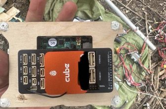 Nieuw type Russische aanvalsdrone blijkt uitgerust met westerse flightcontroller | Dronewatch