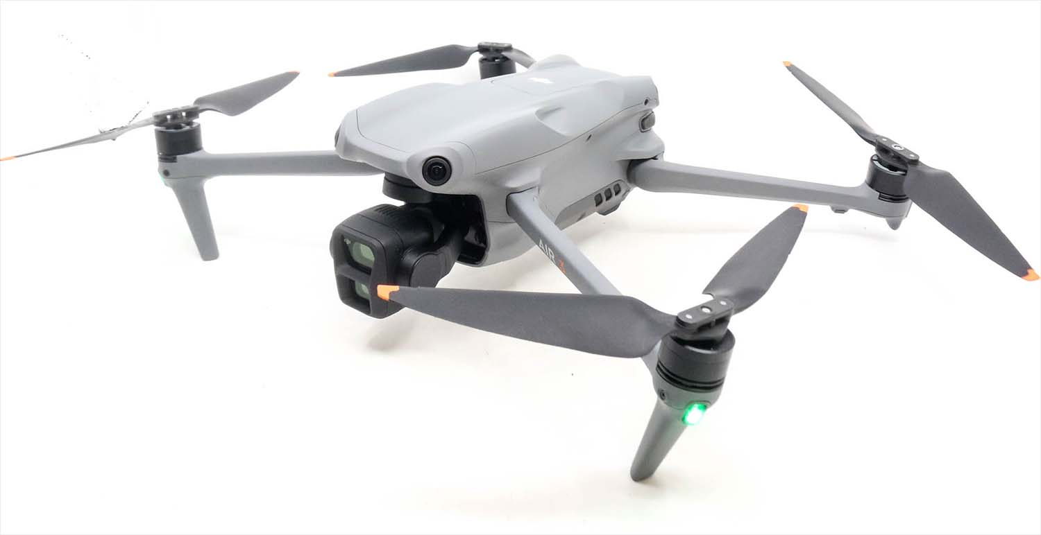 Veel Dronepiloten Beginnen Met Een Compacte Instapdrone, Maar Wie Zich Serieuzer Gaat Toeleggen Op Landschapsfotografie Merkt Al Snel Dat De Apparatuur Beperkingen Kan Opleggen. Een Kleine Sensor Heeft Nu Eenmaal Een Beperkt Dynamisch Bereik, Van Een Instelbaar Diafragma Is Geen Sprake En Digitaal Zoomen Leidt Altijd Tot Kwaliteitsverlies. Een Upgrade Naar Een Geavanceerder Model Ligt Dan Voor De Hand. Door Te Kiezen Voor Een Tweedehands Drone Blijft Zo’n Stap Bovendien Betaalbaar, Zeker Wanneer Je Je Huidige Drone Inruilt.