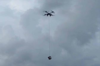 Volop drones ingezet voor zoekacties en transport van noodhulp in Nepal | Dronewatch