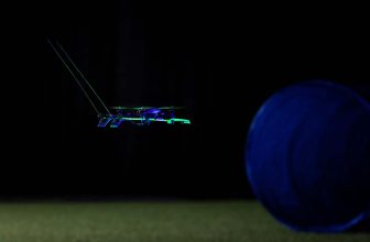 TU Delft geeft kleine drone ‘snorharen’ om in het donker te navigeren | Dronewatch