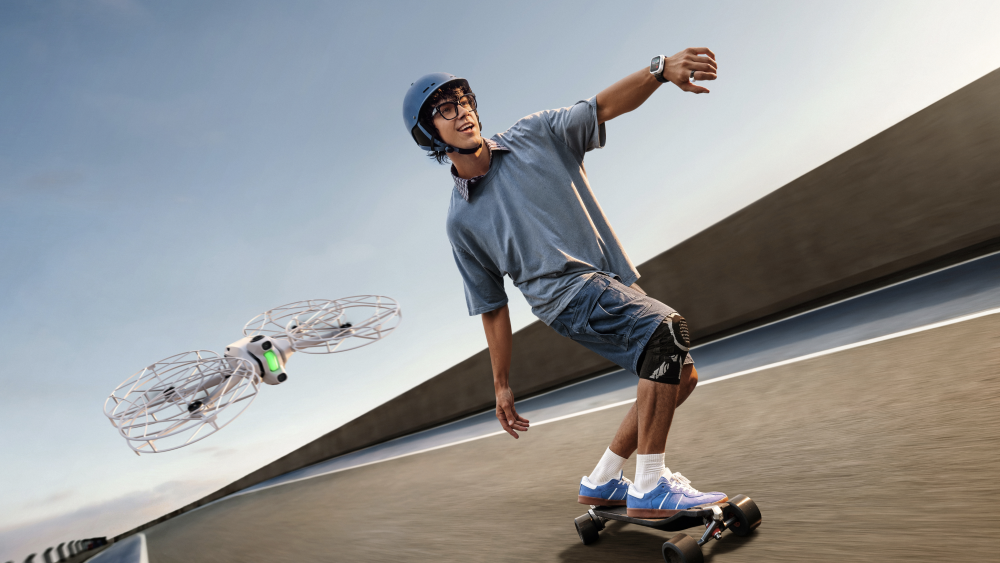 Antigravity A1 Follow Me Met Horloge- En Ringbesturing